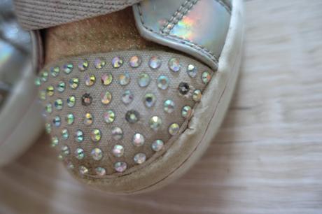 Tenisky s krídlami svietiace, skechers,34