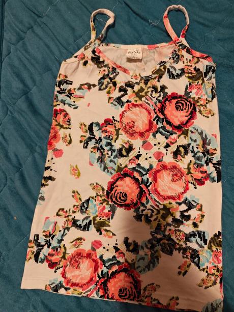 Krásne kvetinové bavlnené tielko, s