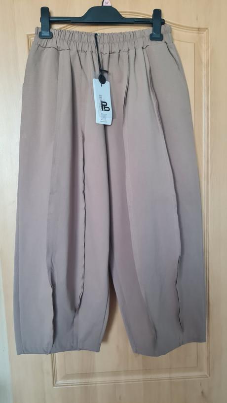 Široké 7/8 nohavice 44-46, 44 / 46