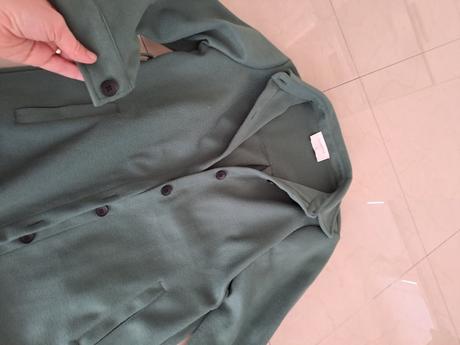 Zelená košeľa, gate,l