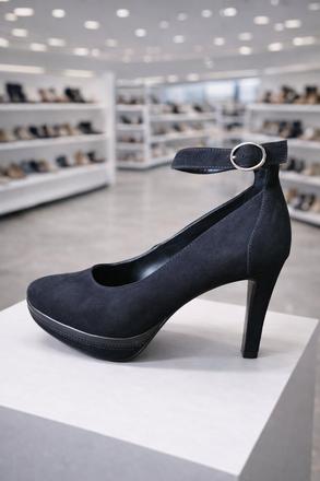 Cierne lodicky catwalk, 39