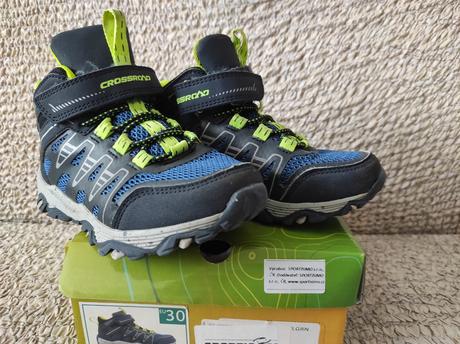 Predám teplé vysoké tenisky crossroad veľk. 30, 30