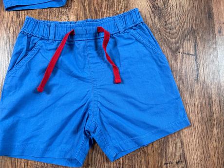 1ks modre kratasy, lupilu,98