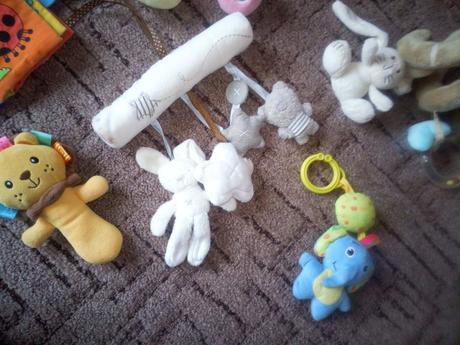 Predám "prvé" hračky veľmi dobrý stav,