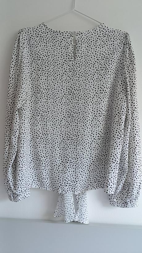 Bodkovaná blúzka, primark,38