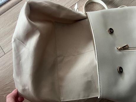 Krasny kremovy/ivory novy kozeny ruksak lubive, 