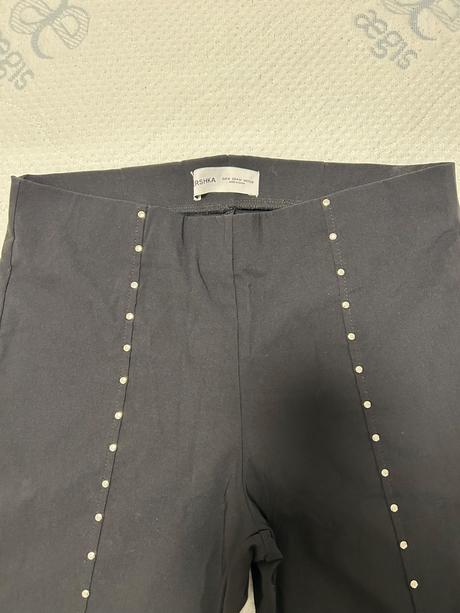 Zvonove nohavice, bershka,m