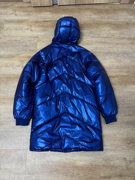 Modrá metalická bunda, sinsay,152