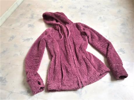 Huňatá teplá mikina, s