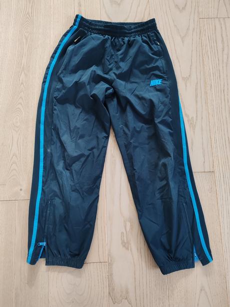 Chlapčenské tepláky, nike,140