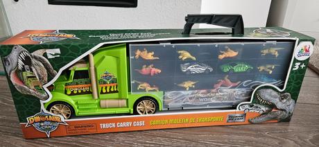 Kamion / kufrik s dinosaurami a autickami,