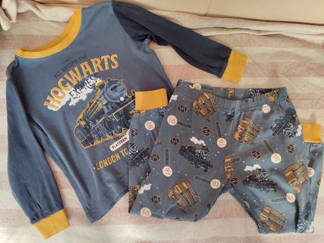 H.potter pyžamo 98/104, h&m,98