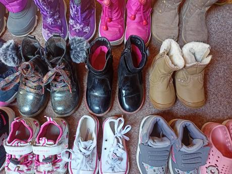 Dievčenské topanky, rozne velkosti, od 21-28, 24