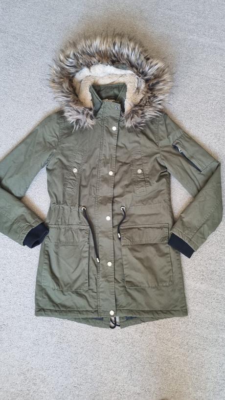 Zimna bunda, clockhouse,36