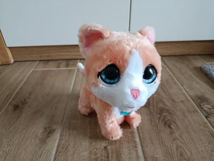 Interaktívna mačička, 