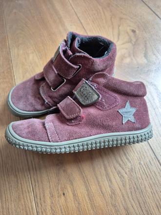 Barefoot topanky, filii,28