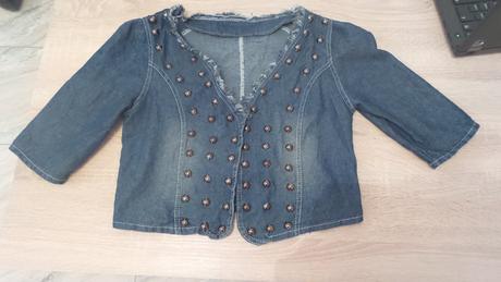 Tenká riflová vybíjaná bundička/bolerko, s