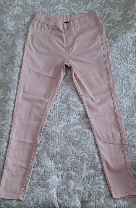 Jarňásky, esmara,40