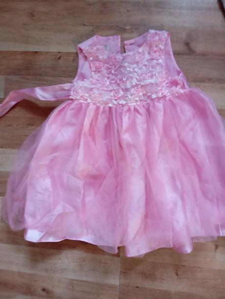 Mix oblečenia, 104–116