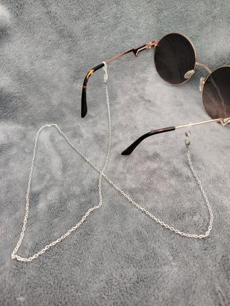 Strieborná ozdobná šnúrka na okuliare, 