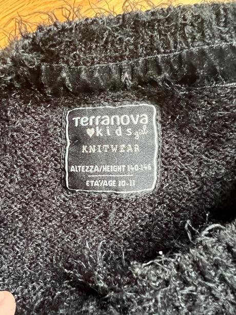 Tenky chlpaty dievcensky svetrik, terranova,140