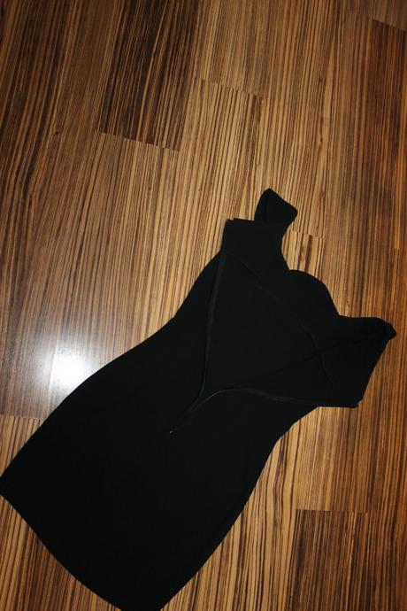 Dámske šaty cez ramená v. m, m