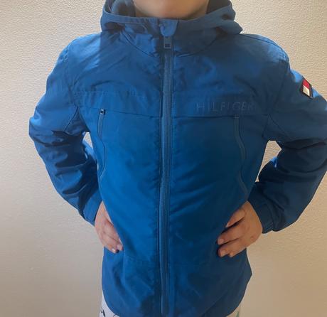 Funkčná prechodná bunda th, tommy hilfiger,128 / 134