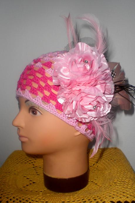 Háčkovaná čiapočka ružová, 110