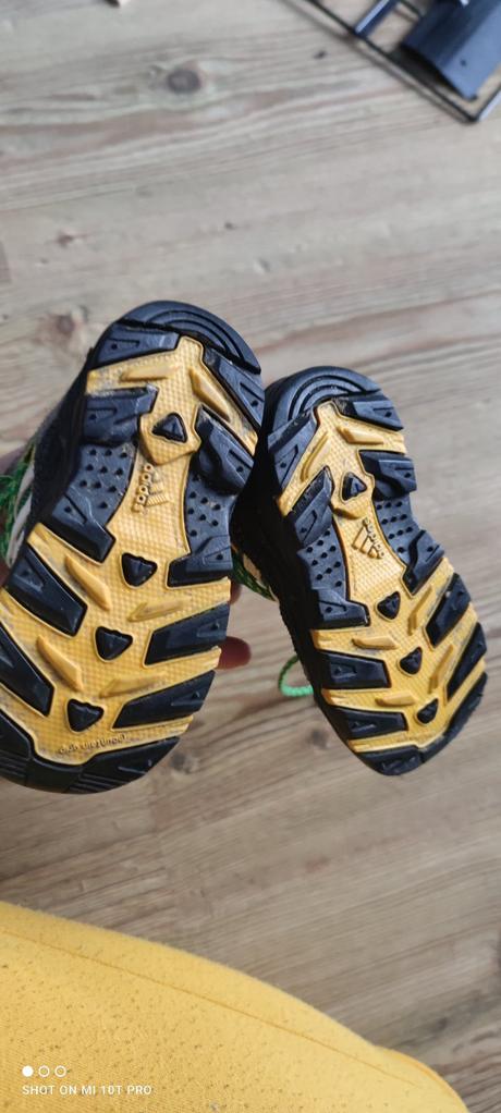 Adidas číslo 22, adidas,22