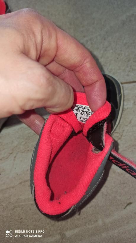 Botasky, adidas,26