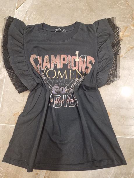 Balík letného oblečenia, s