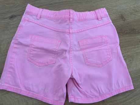 Letne neonove kratasy 9-10 rokov, f&f,134
