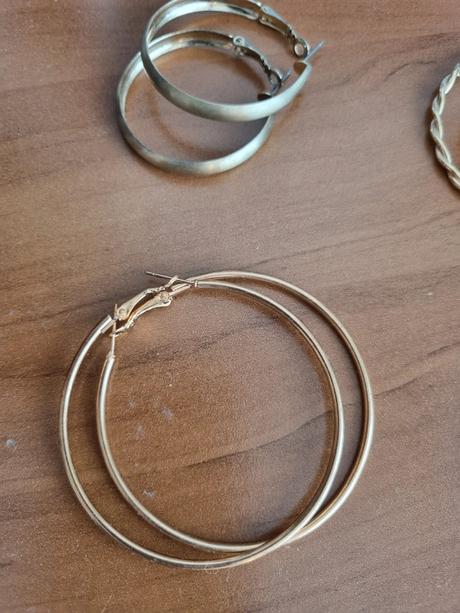 6 párov kruhových náušníc bižutéria, 