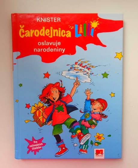 Čarodejnica lilli oslavuje narodeniny.,