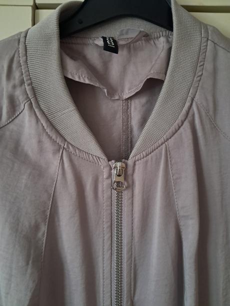 Tenká bundička, h&m,40