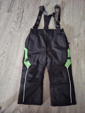 Zimné čierne oteplováky, 104