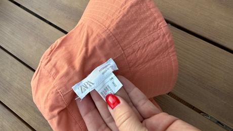 Zara obojstranny klobúčík 56cm, zara,134