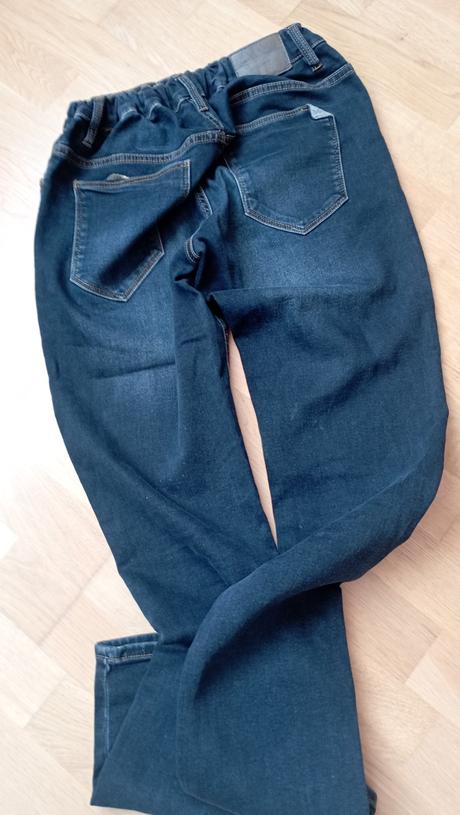 Chlapčenské rifle, c&a,176