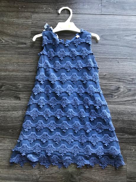 Čipkované šaty zn. sarabanda, 98