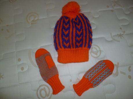 Čiapka +palčiaky, 80