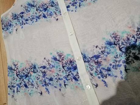 Ľahká letná bluza, 42