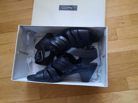 Dámske sandále, 40