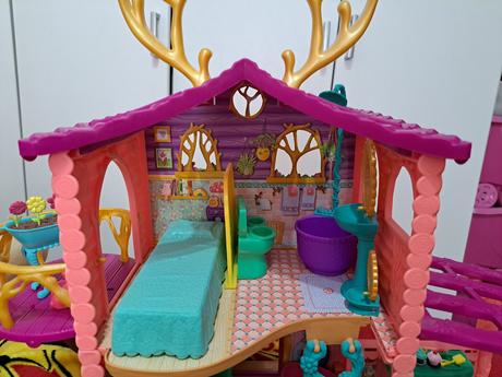 Jelení dom enchantimals, 