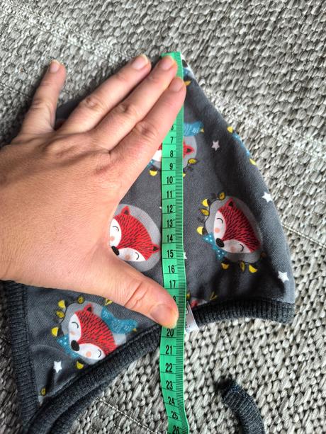 Čiapka prechodná, 104