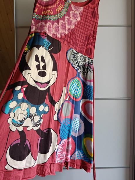 Desigual kol. mickey s obľúbenou minnie l, desigual,l