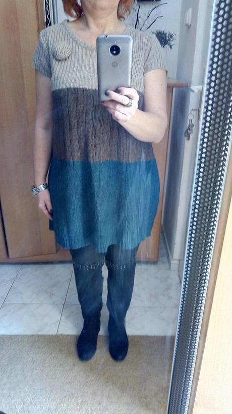 Tehotenský sveter, 42