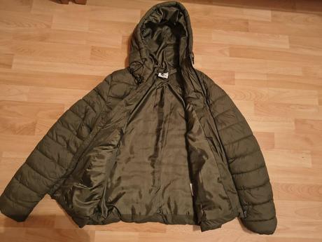 Olivovo zelená bunda 40, takko, takko,40