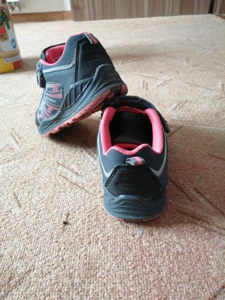 Chlapcenske topanky, umbro,32