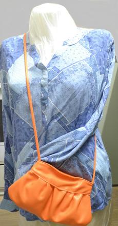 Raz použitá dlhšia blúzka s/l, m