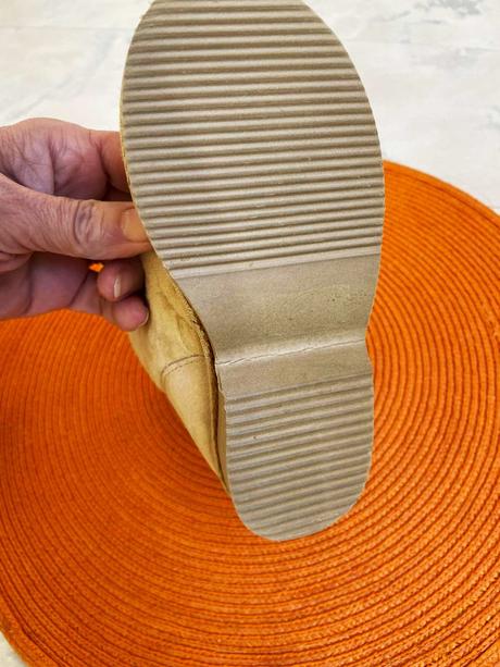 Čižmičky s merinom, 24